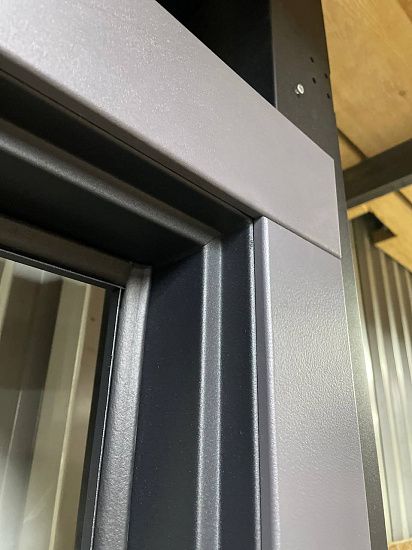 Входная дверь  