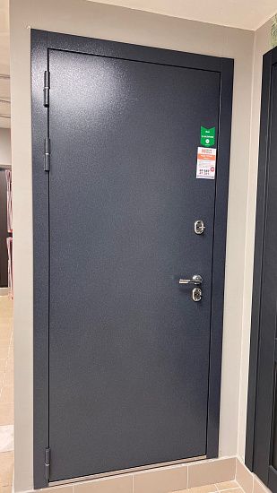 Входная дверь  